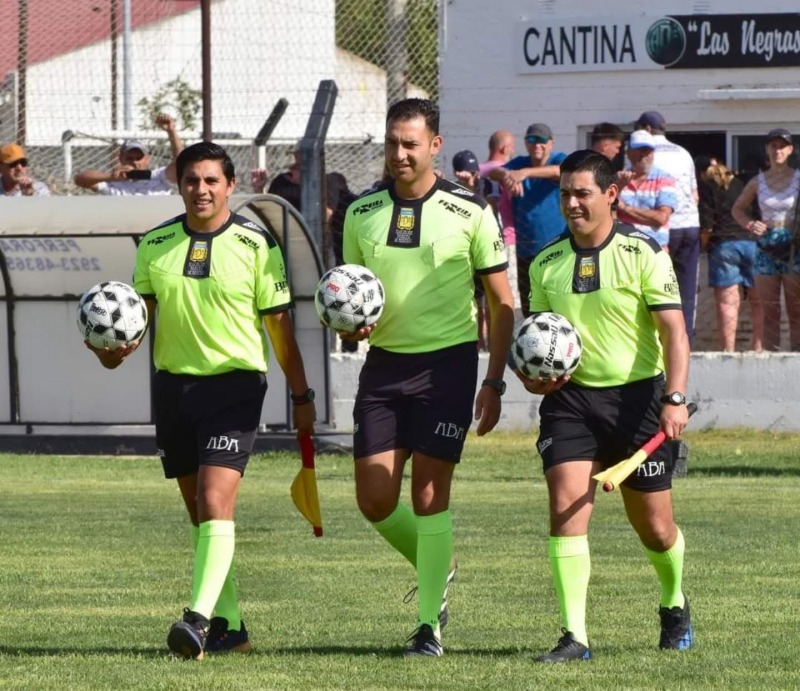 Lucas De Dios, de Dorrego, arbitrar� Embajadores - Racing